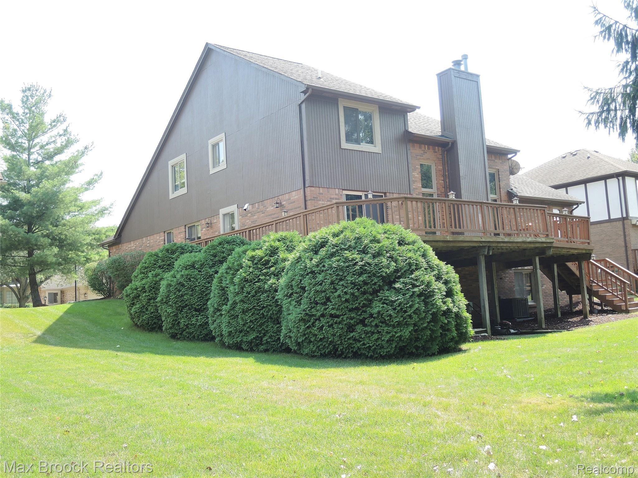 1240 Bembridge Drive Rochester, MI 48307 - Photo 43 of 48 BEAUTIFUL YARD AND VIEW OF THE DECK