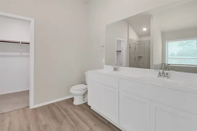 $1,999 | 7710 Squall Lane, Baytown, TX 77523