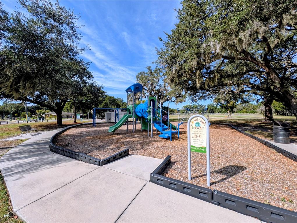 8410 Peterson Road Odessa, FL 33556 - Photo 9 of 11 a outdoor space with lots of trees