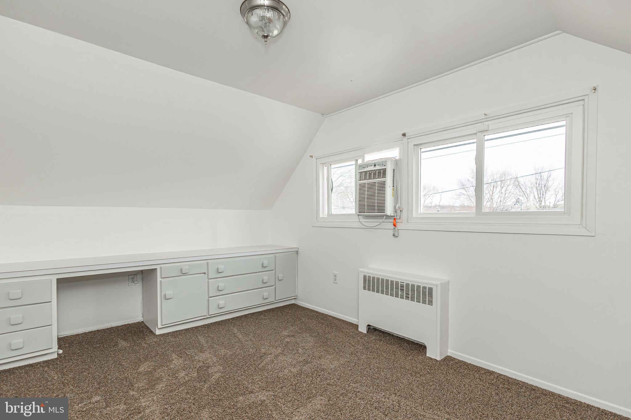 131 Hedge Road Levittown, PA 19056 - Photo 14 of 22