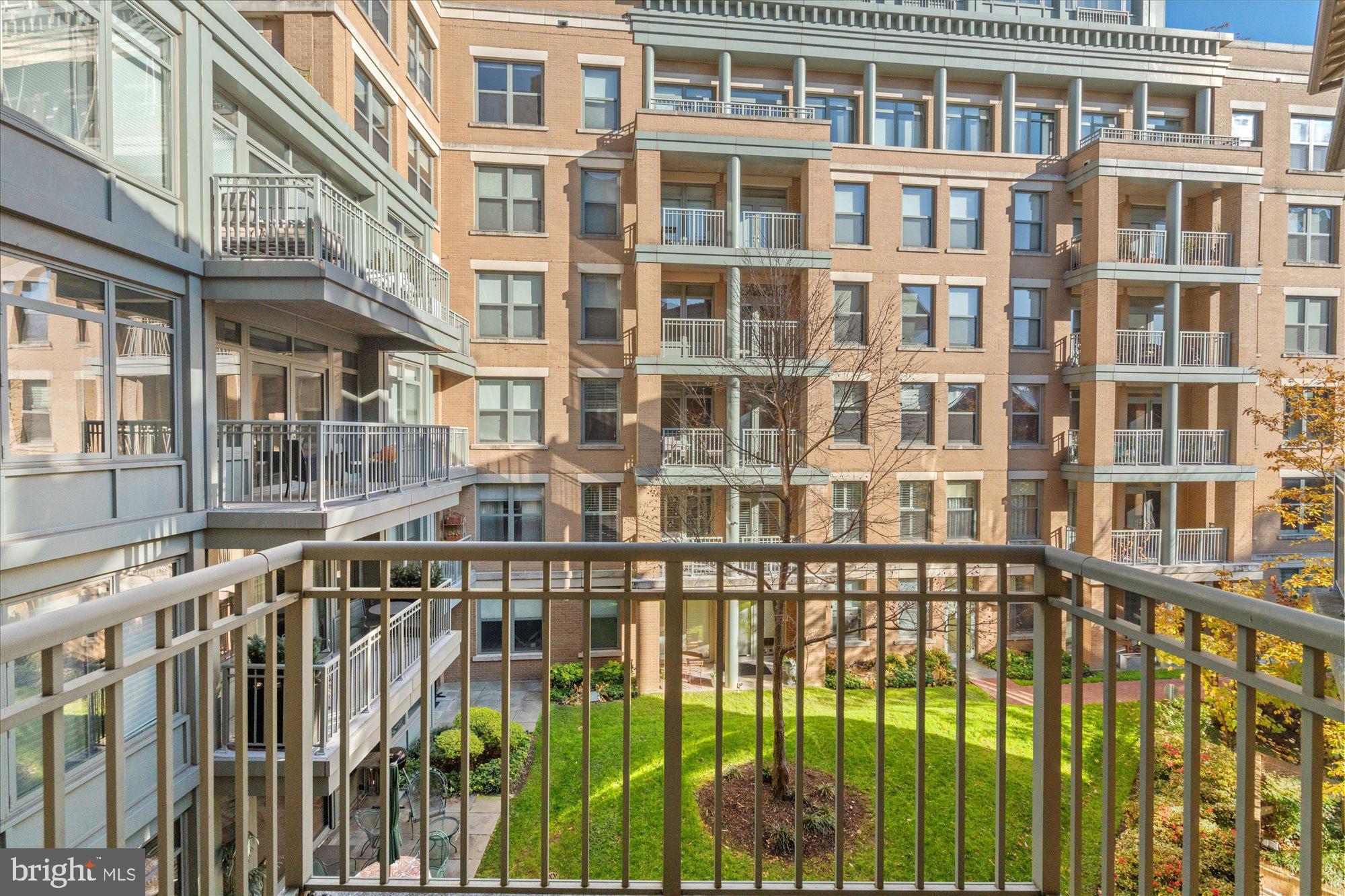 2425 L Street Northwest, Unit 324 Washington, DC 20037 - Photo 11 of 36