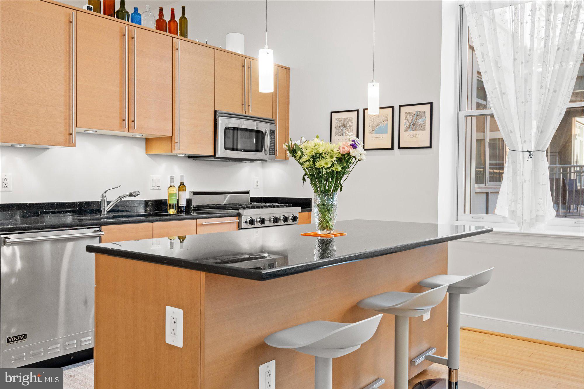 2425 L Street Northwest, Unit 324 Washington, DC 20037 - Photo 25 of 36