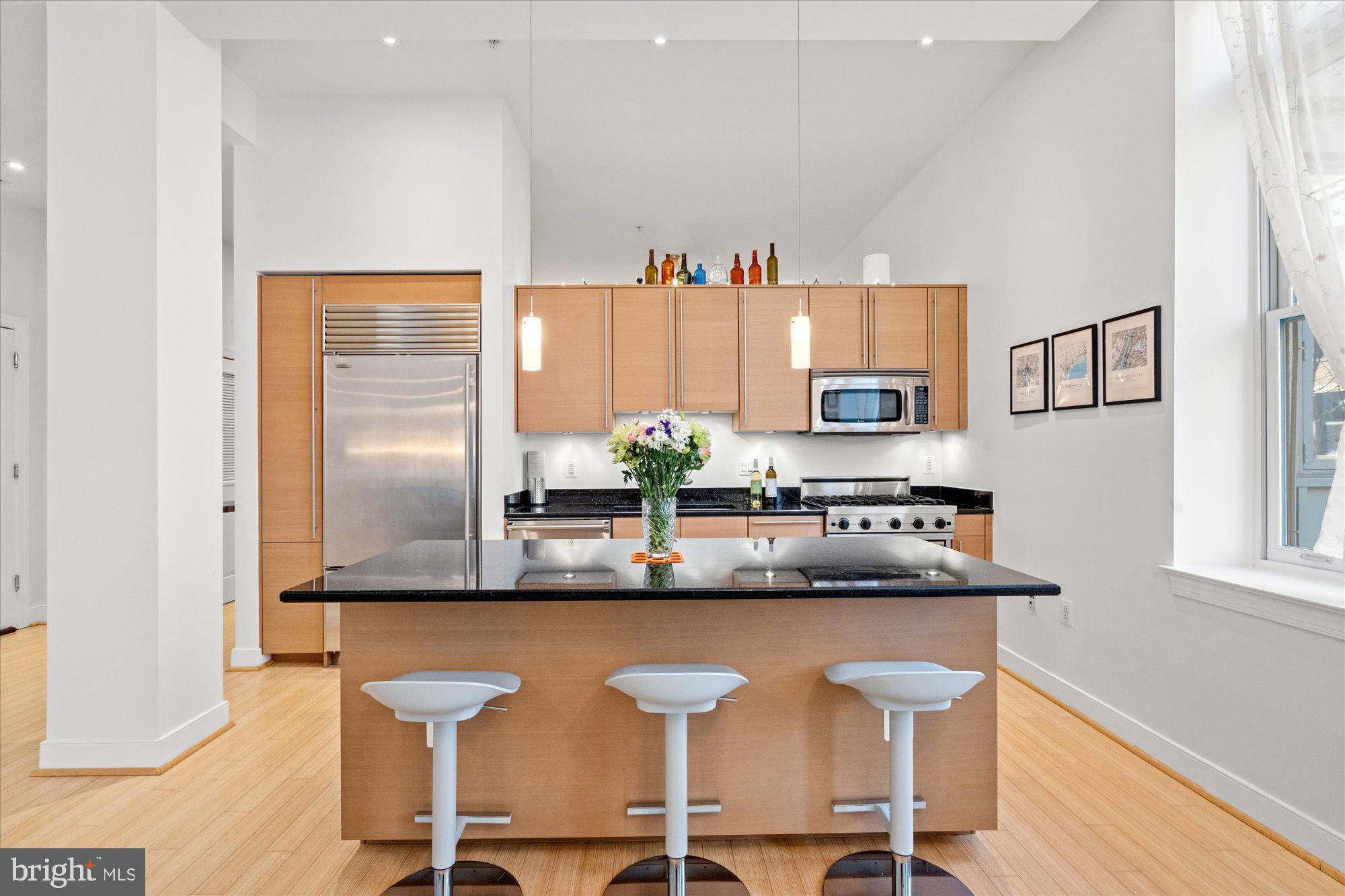 2425 L Street Northwest, Unit 324 Washington, DC 20037 - Photo 6 of 36