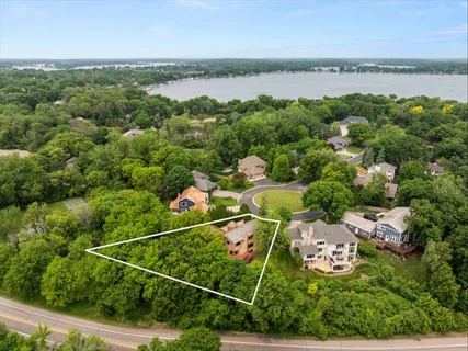 $2,850,000 | 3147 Lafayette Ridge Road, Minnetonka Beach, MN 55391