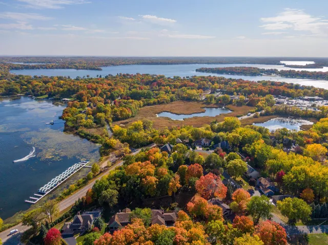 $2,850,000 | 3147 Lafayette Ridge Road, Minnetonka Beach, MN 55391