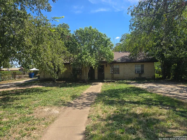 $150,000 | 122 Roesler Road, San Antonio, TX 78220