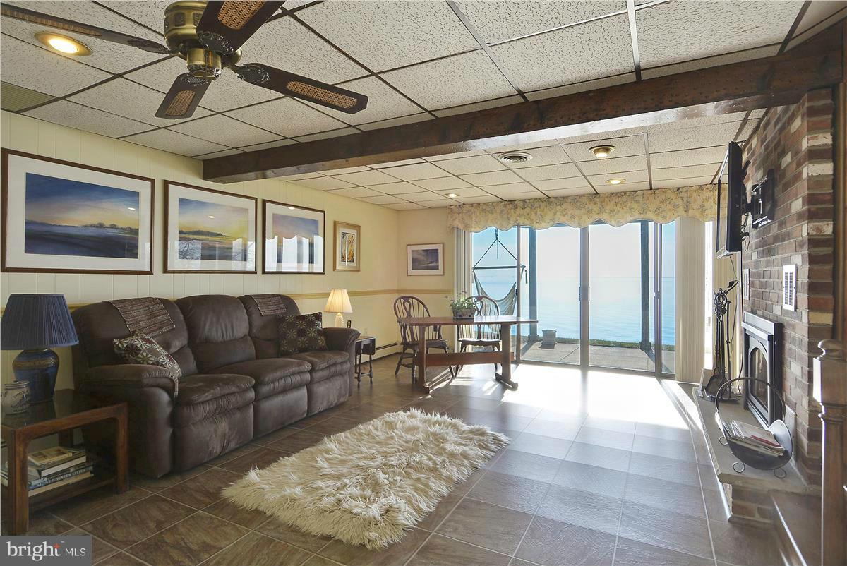 4798 Huntingfield Road Rock Hall, MD 21661 - Photo 20 of 30 Family Room