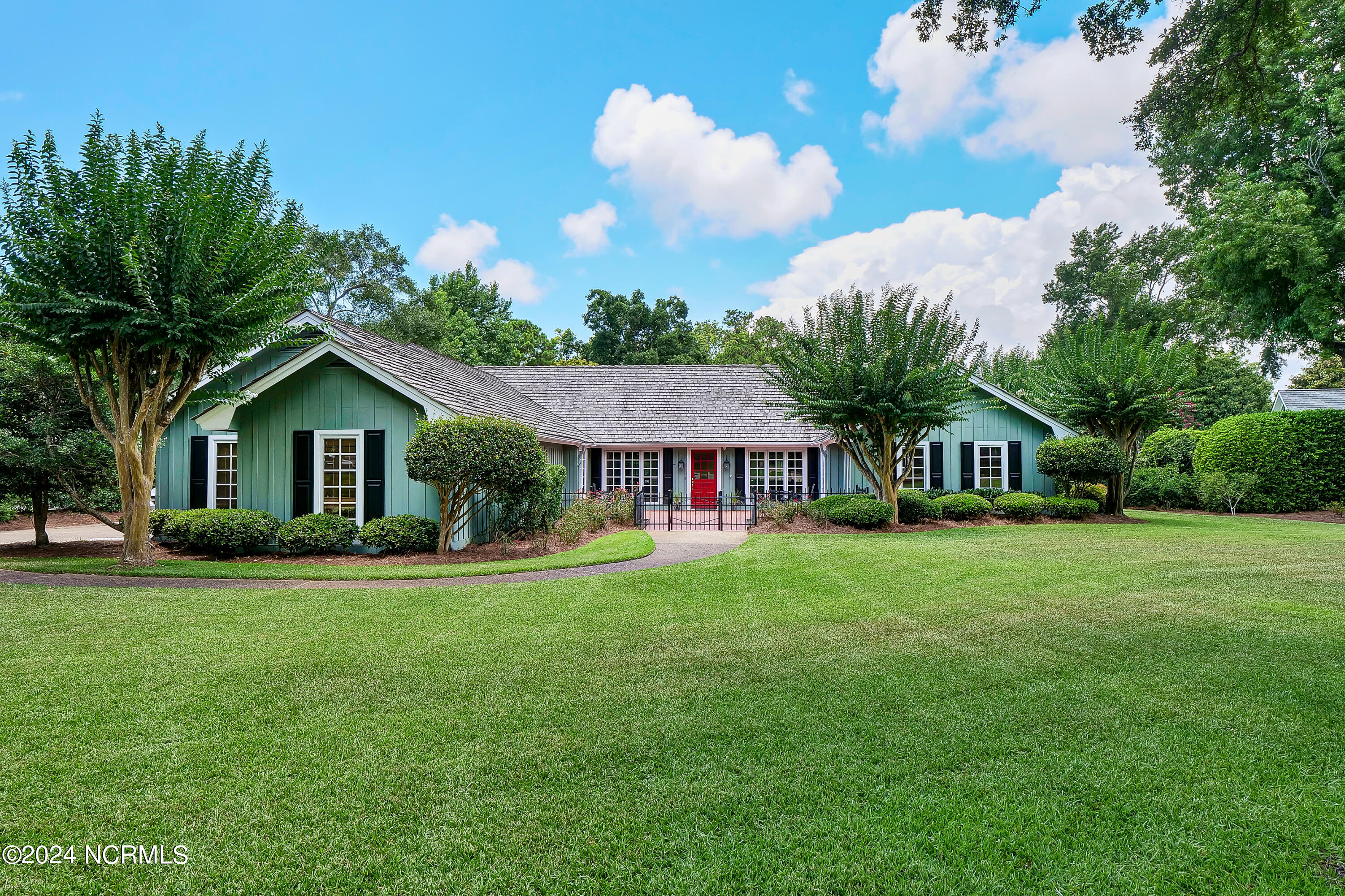 1527 Radian Road Wilmington, NC 28405 - Photo 1 of 37 PJA19359