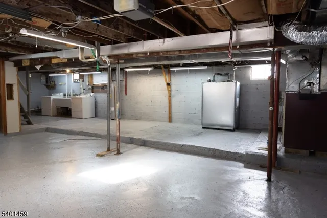 $425,000 | 313 County Road 519, Wantage, NJ 07461