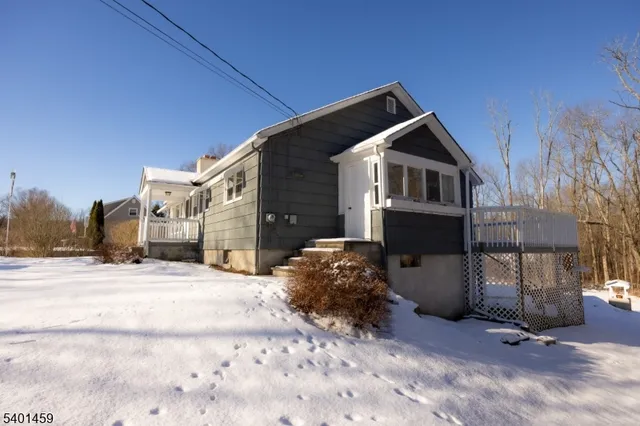 $425,000 | 313 County Road 519, Wantage, NJ 07461