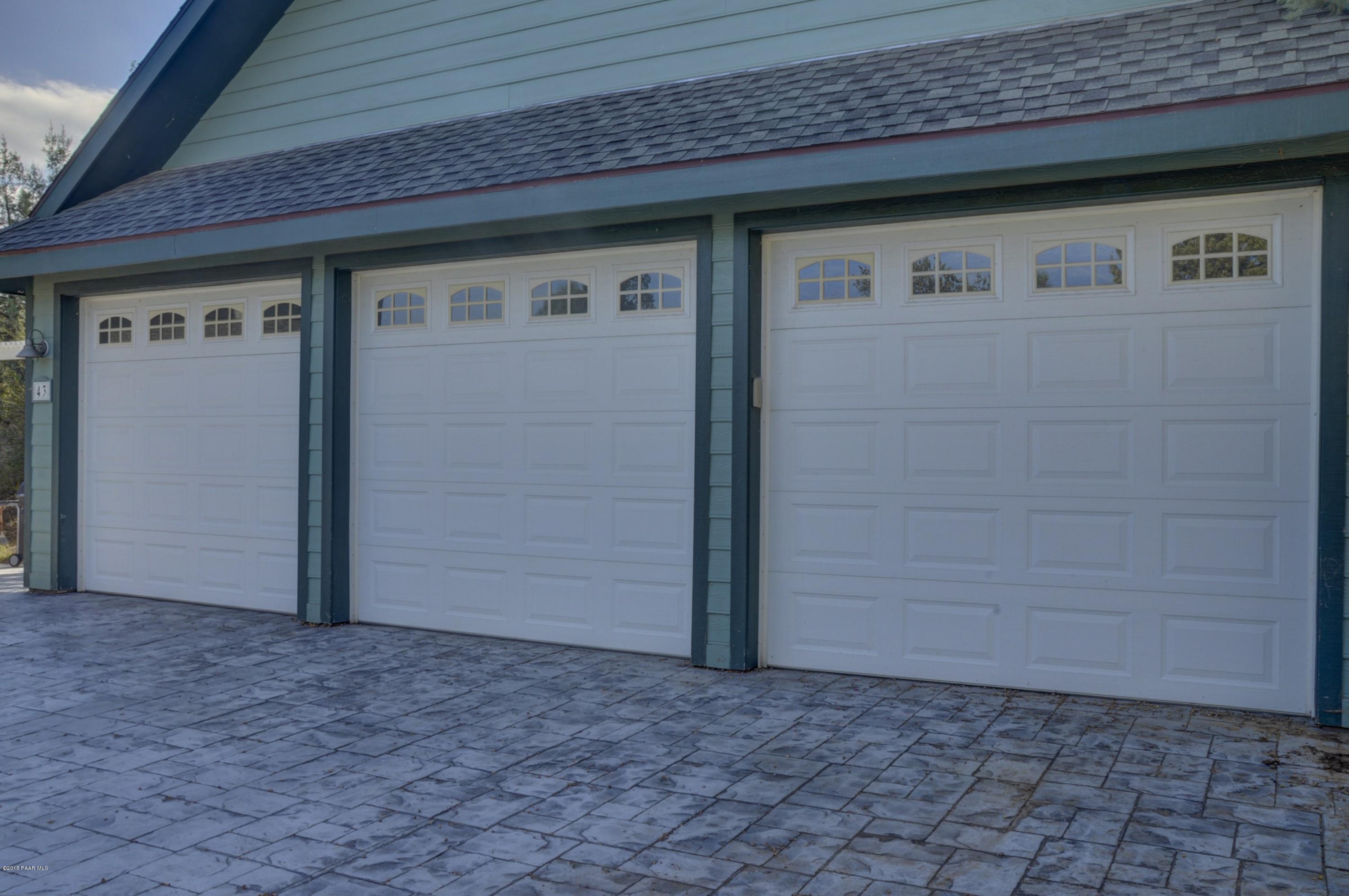 43 Rill Road Prescott, AZ 86305 - Photo 41 of 43 041_Three Car Garage