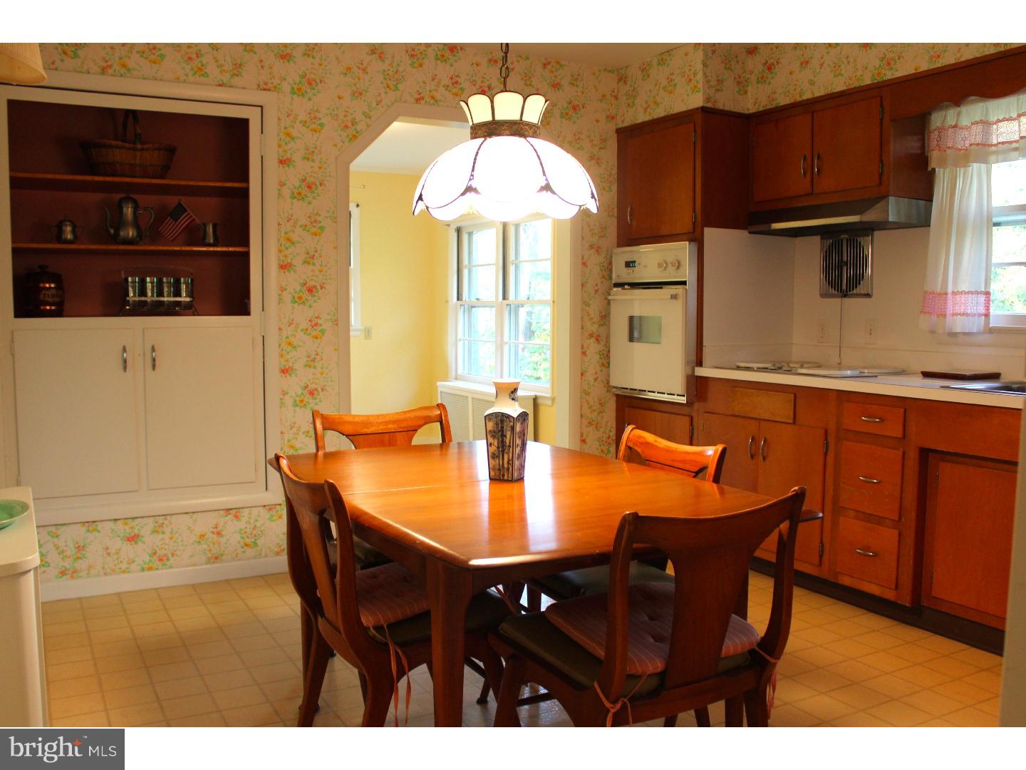 172 North Post Road West Windsor, NJ 08550 - Photo 6 of 24