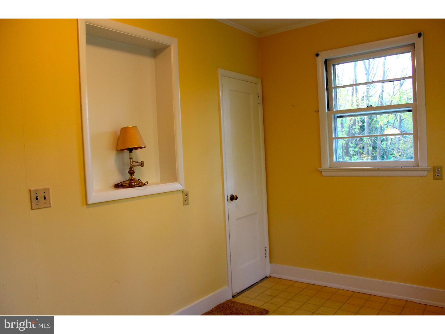 172 North Post Road West Windsor, NJ 08550 - Photo 9 of 24
