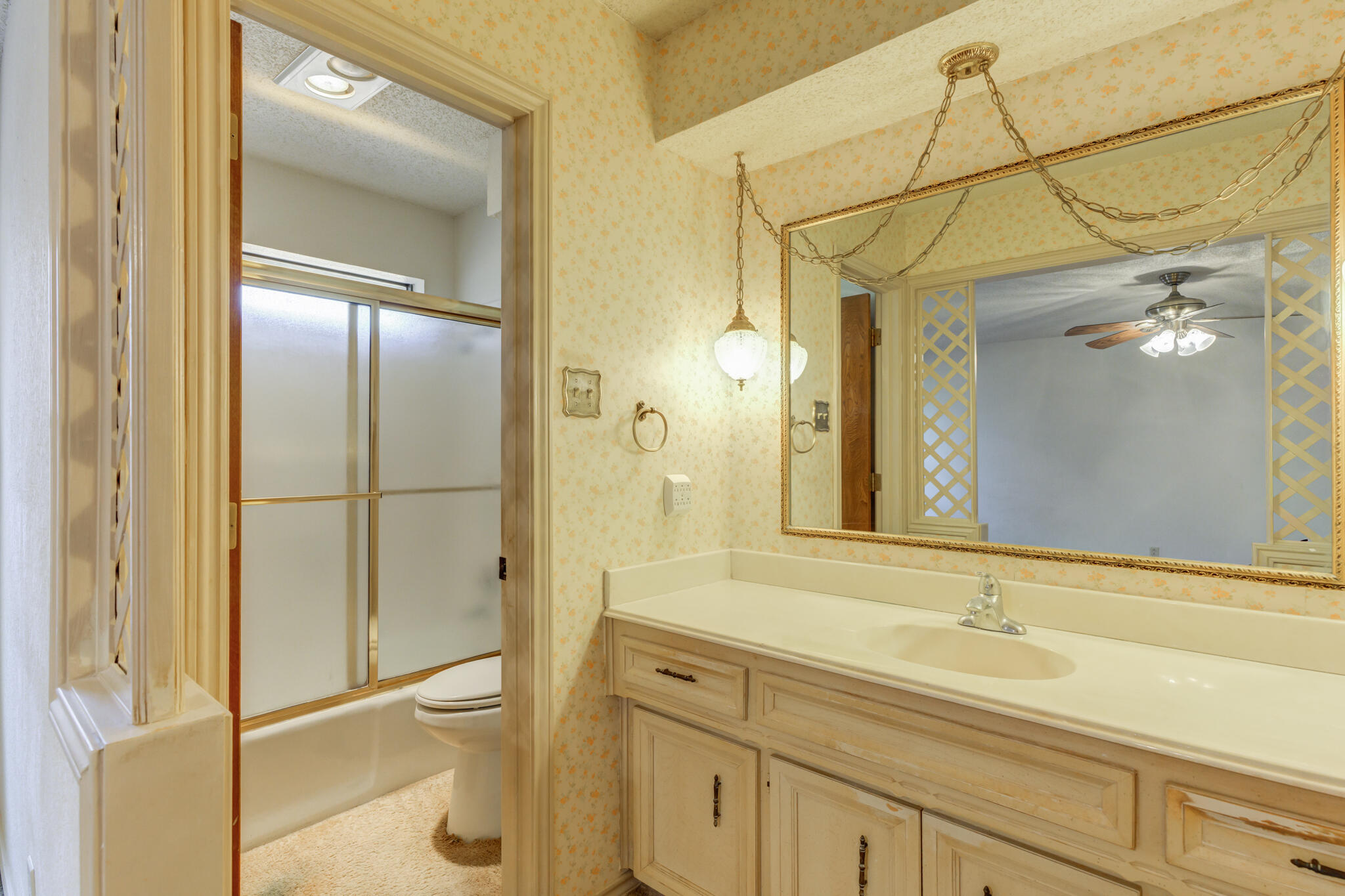 5226 93rd Street Lubbock, TX 79424 - Photo 17 of 36 DSC09441_2_3_4_5