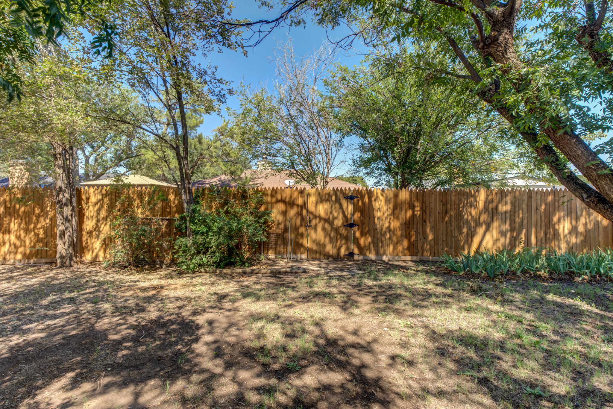 5226 93rd Street Lubbock, TX 79424 - Photo 33 of 36 DSC09521_2_3_4_5