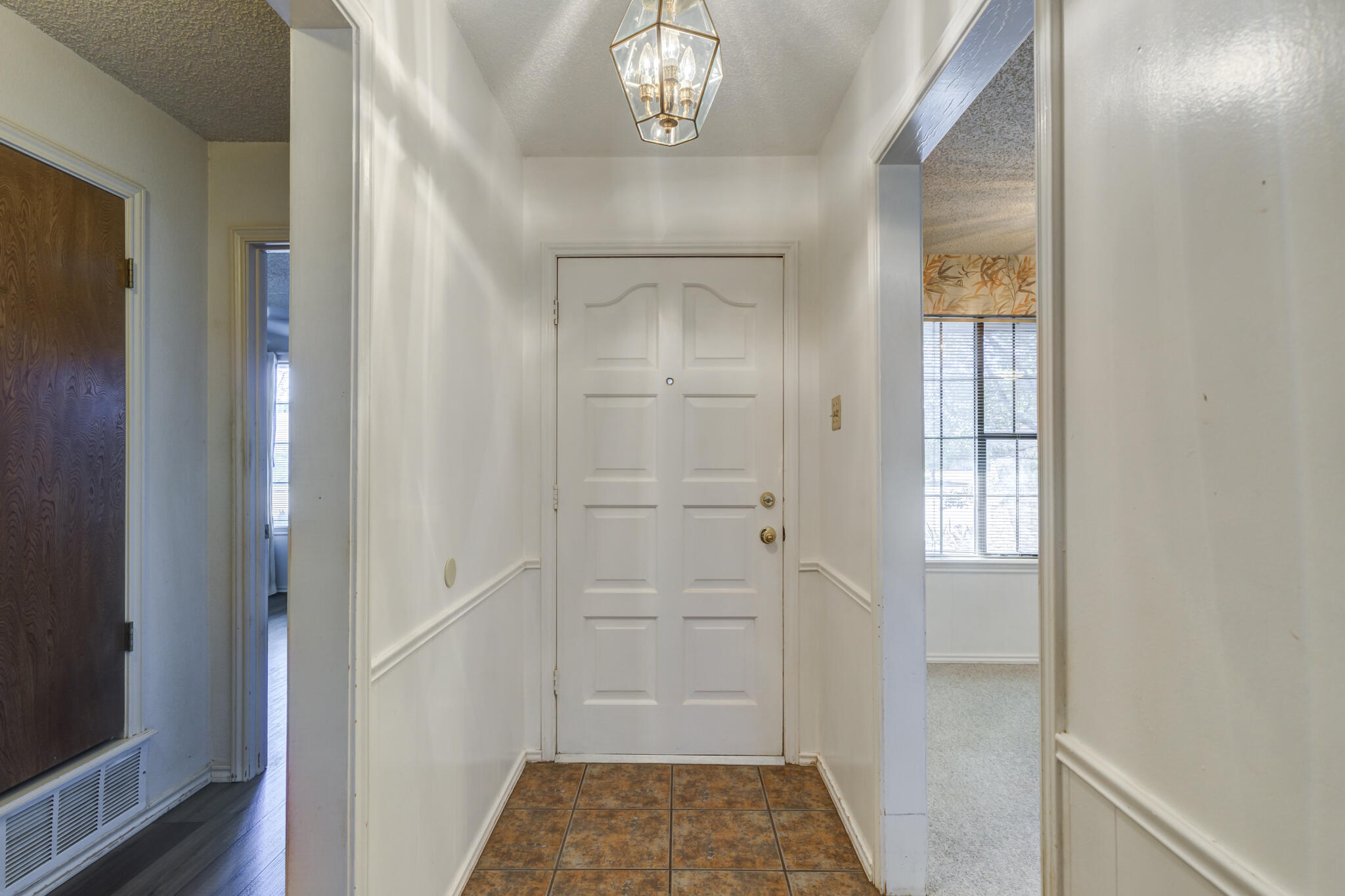 5226 93rd Street Lubbock, TX 79424 - Photo 4 of 36 DSC09371_2_3_4_5