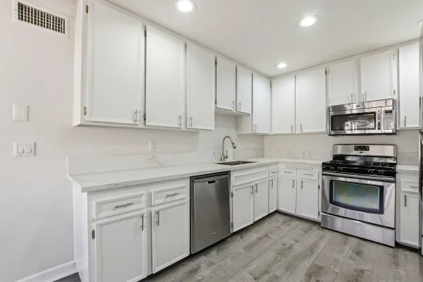 $549,900 | 10794 Jeanne Terrace, Unit E, Santee, CA 92071