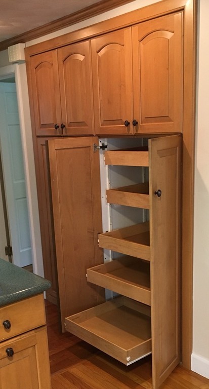 21 Kieran Road Reading, MA 01867 - Photo 12 of 28 Gallery Image 12