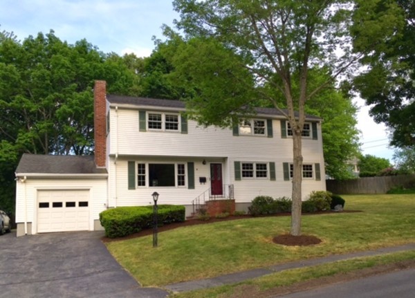21 Kieran Road Reading, MA 01867 - Photo 2 of 28 Gallery Image 2