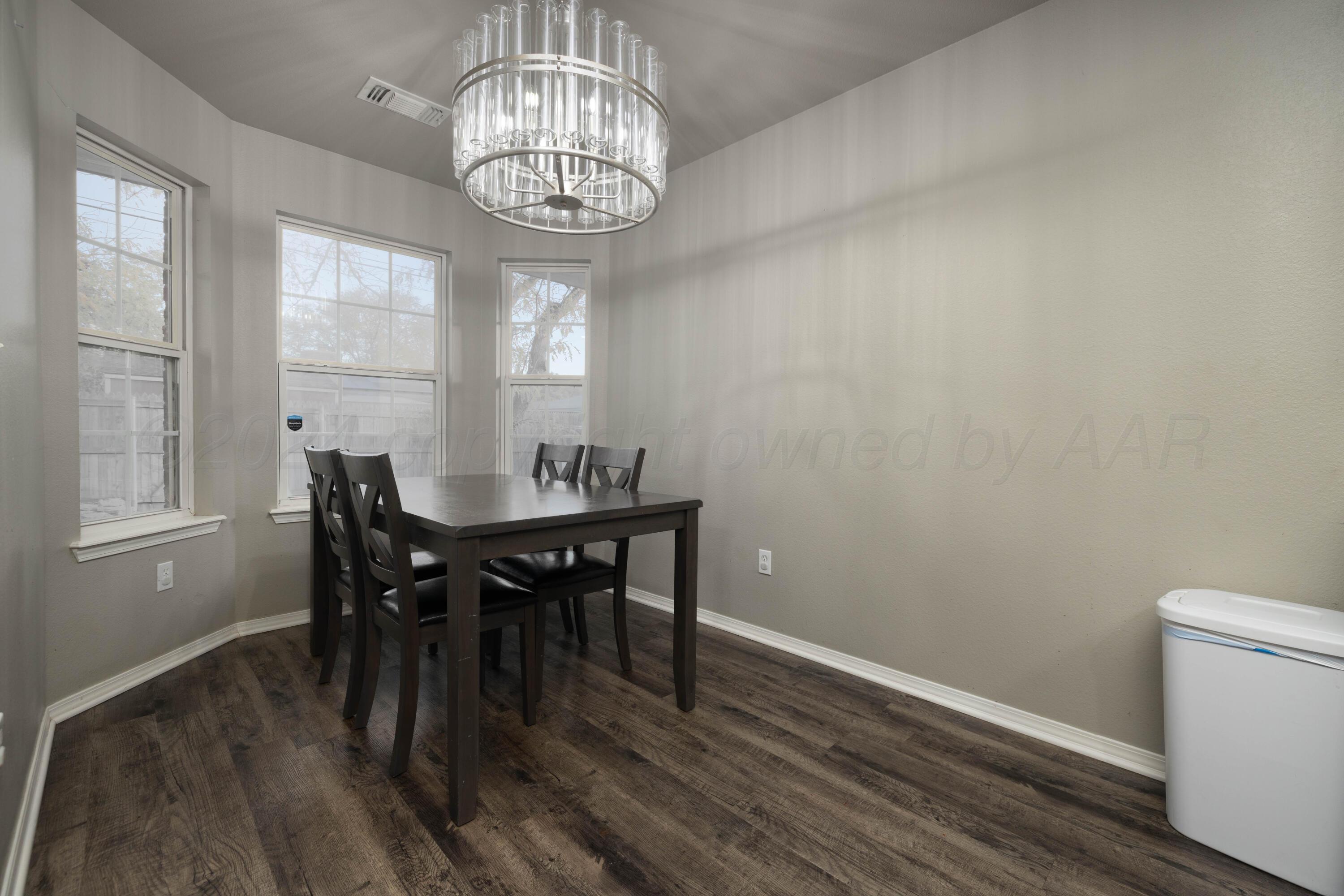 5318 Hillside Road Amarillo, TX 79109 - Photo 11 of 34 5318 Hillside-16