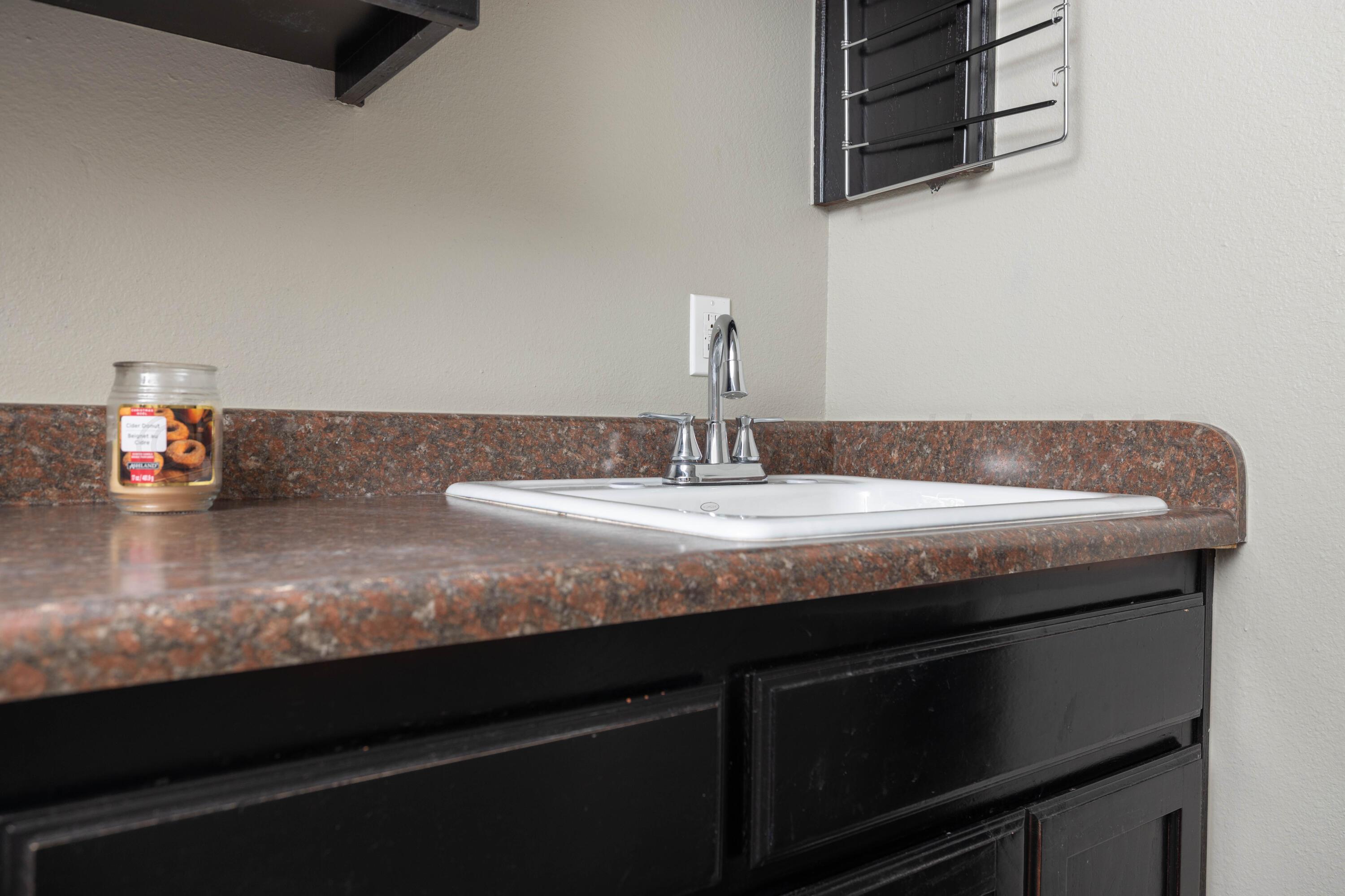 5318 Hillside Road Amarillo, TX 79109 - Photo 27 of 34 5318 Hillside-28
