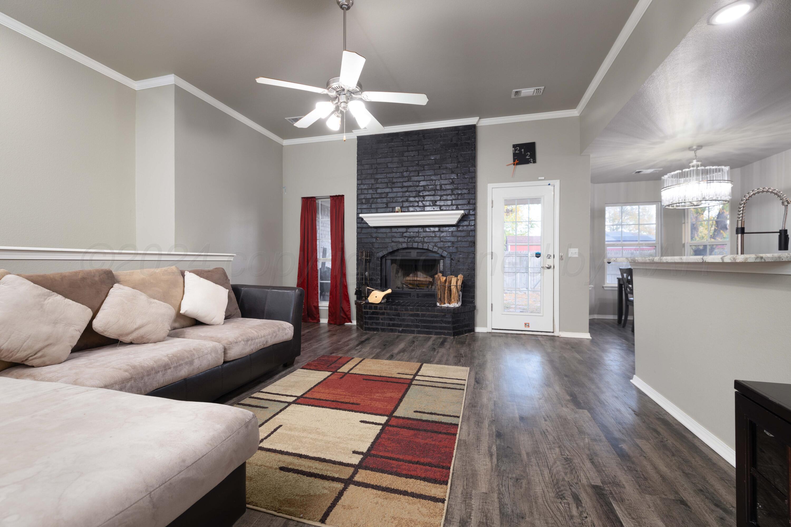5318 Hillside Road Amarillo, TX 79109 - Photo 8 of 34 5318 Hillside-13