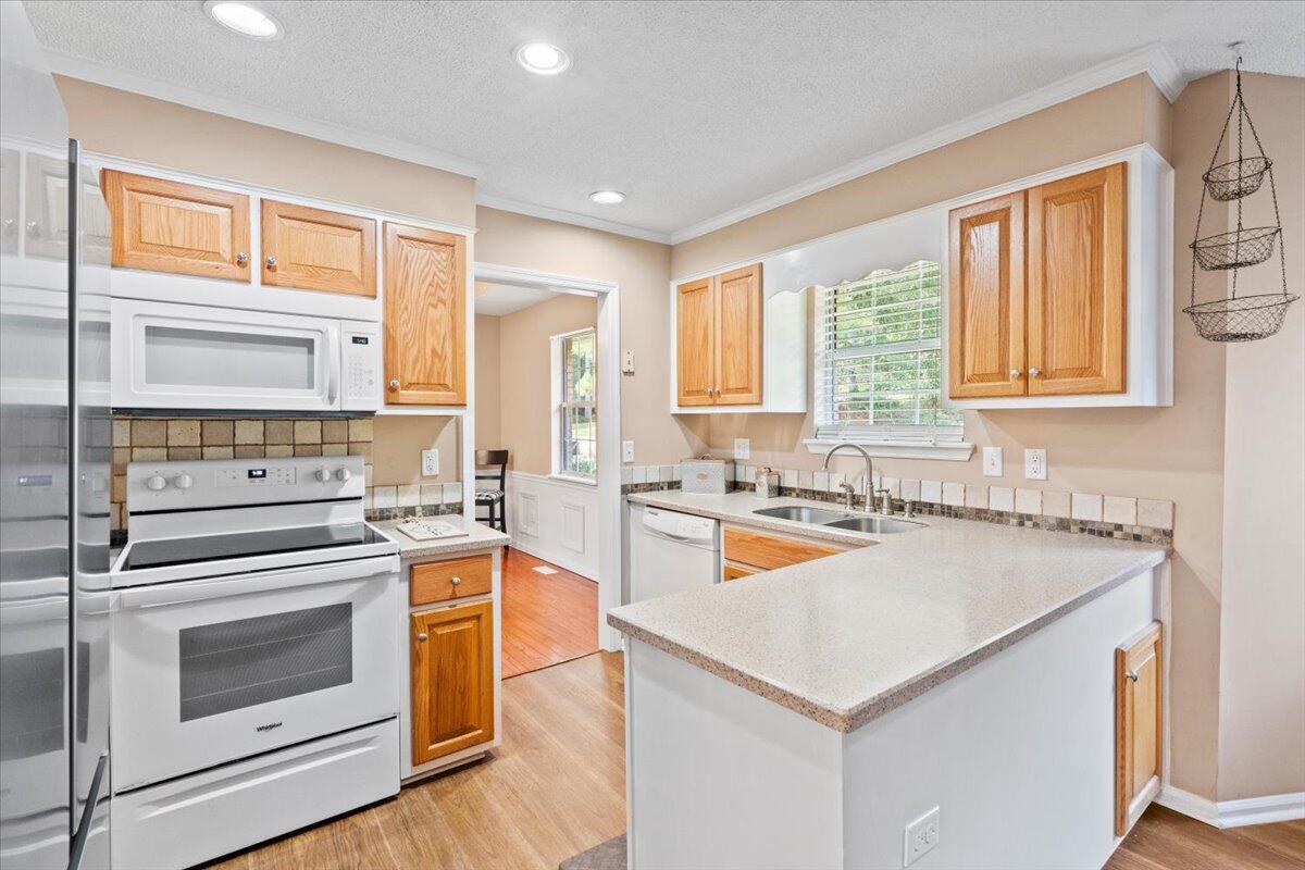 2508 Sand Ridge Court Hephzibah, GA 30815 - Photo 12 of 35 12-Kitchen