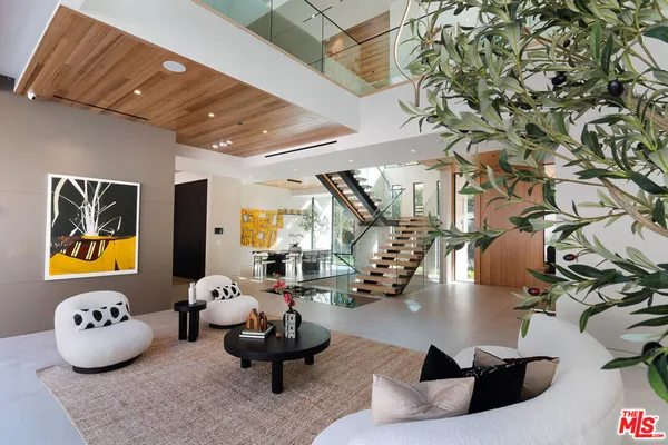 $12,950,000 | 2641 Hutton Drive, Beverly Hills, CA 90210