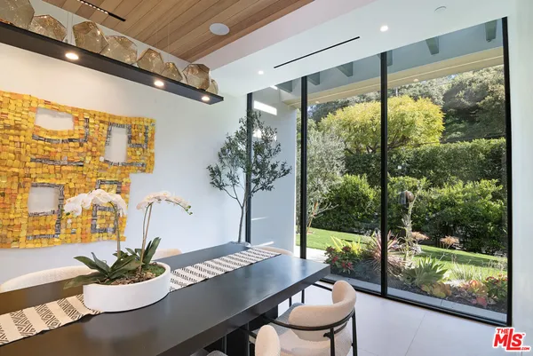 $12,950,000 | 2641 Hutton Drive, Beverly Hills, CA 90210