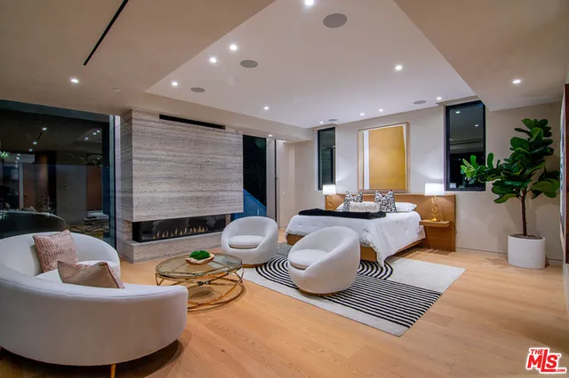 $12,950,000 | 2641 Hutton Drive, Beverly Hills, CA 90210