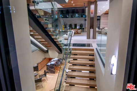 $12,950,000 | 2641 Hutton Drive, Beverly Hills, CA 90210