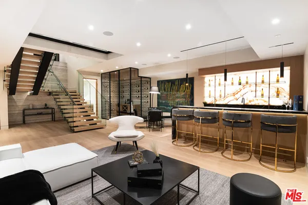 $12,950,000 | 2641 Hutton Drive, Beverly Hills, CA 90210