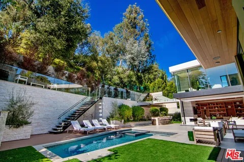 $12,950,000 | 2641 Hutton Drive, Beverly Hills, CA 90210