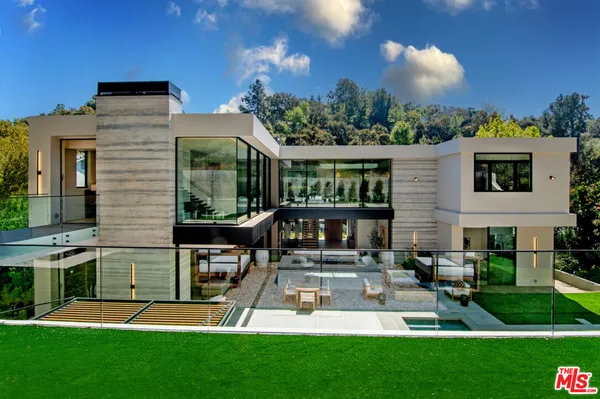 $12,950,000 | 2641 Hutton Drive, Beverly Hills, CA 90210