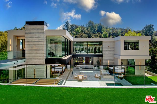 $12,950,000 | 2641 Hutton Drive, Beverly Hills, CA 90210