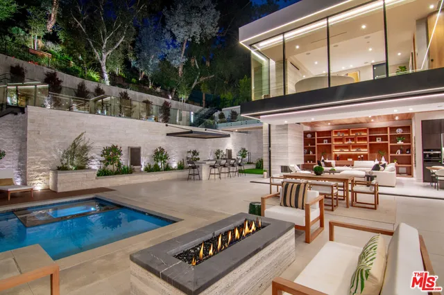 $12,950,000 | 2641 Hutton Drive, Beverly Hills, CA 90210