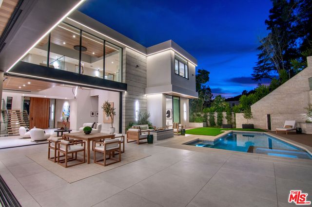 $12,950,000 | 2641 Hutton Drive, Beverly Hills, CA 90210