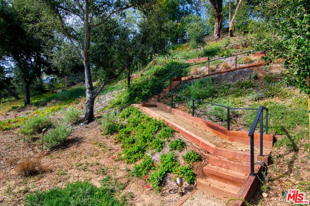$12,950,000 | 2641 Hutton Drive, Beverly Hills, CA 90210