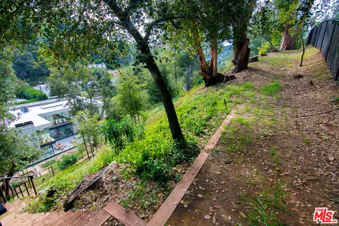 $12,950,000 | 2641 Hutton Drive, Beverly Hills, CA 90210