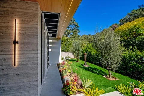 $12,950,000 | 2641 Hutton Drive, Beverly Hills, CA 90210