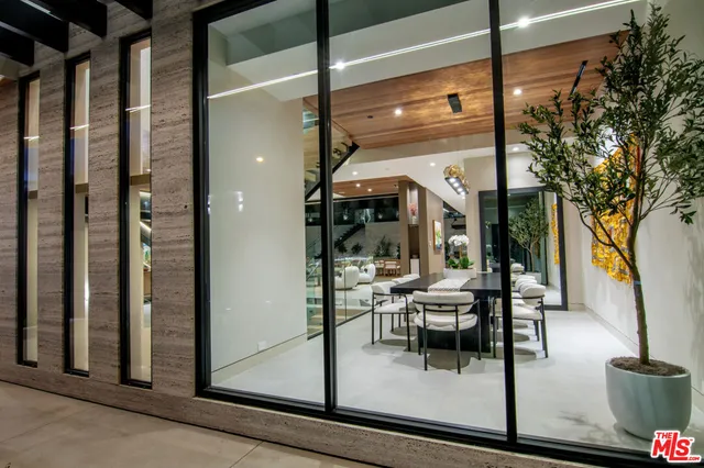 $12,950,000 | 2641 Hutton Drive, Beverly Hills, CA 90210