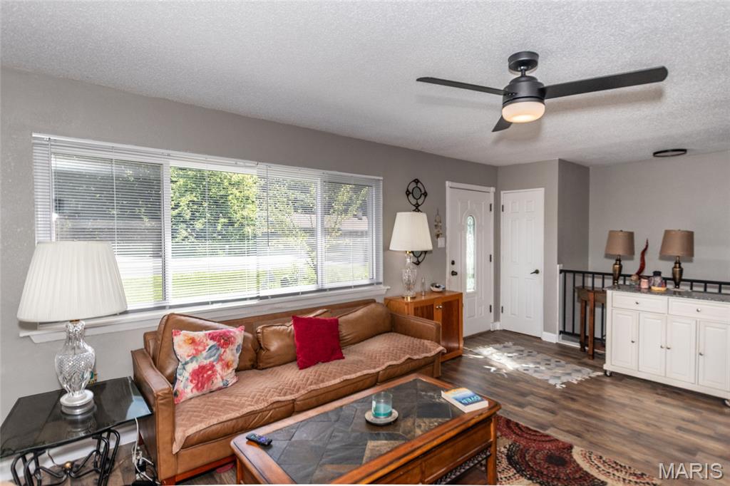 3637 Blecha Road Imperial, MO 63052 - Photo 2 of 34
