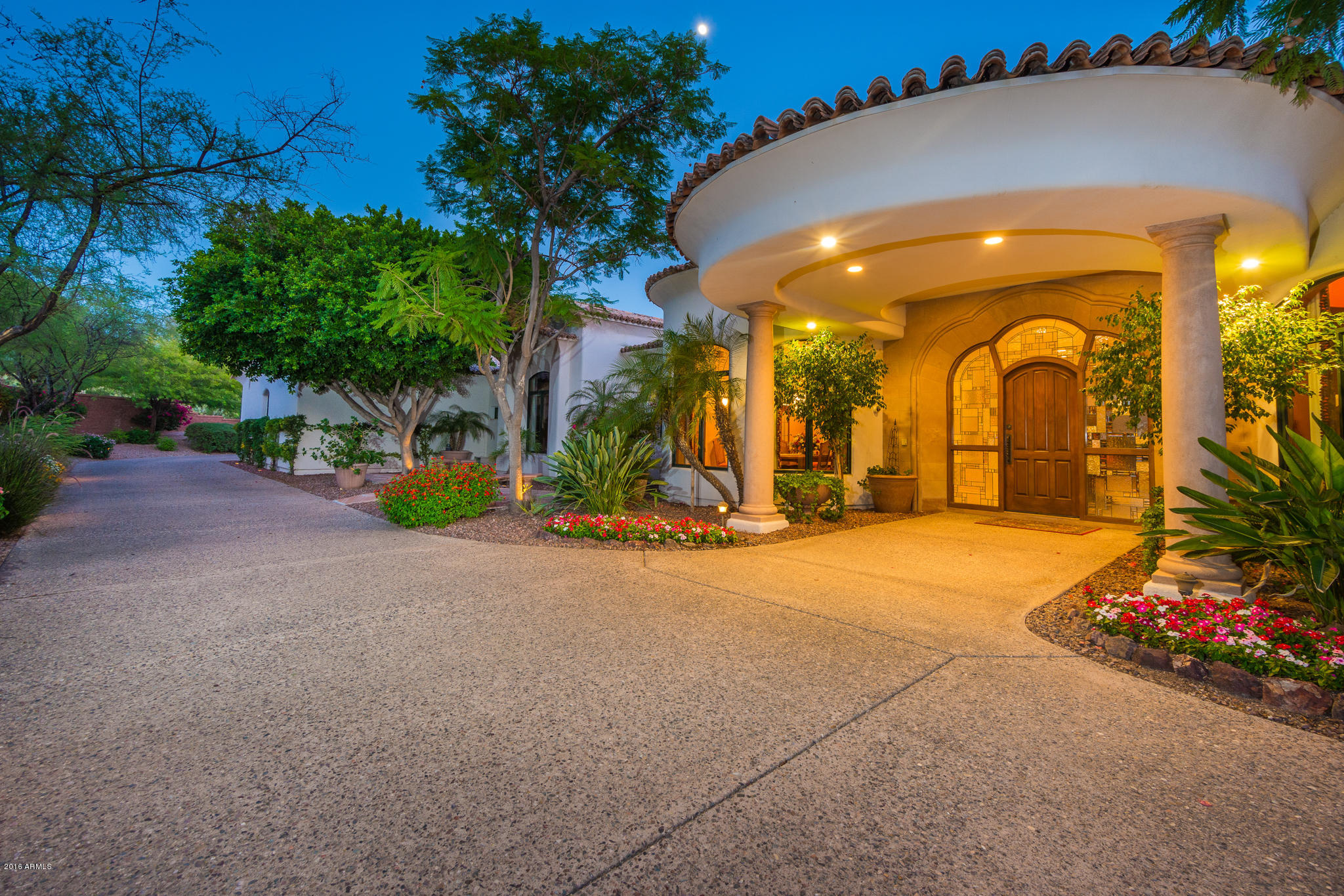 6744 North Invergordon Road Paradise Valley, AZ 85253 - Photo 4 of 59 Entry