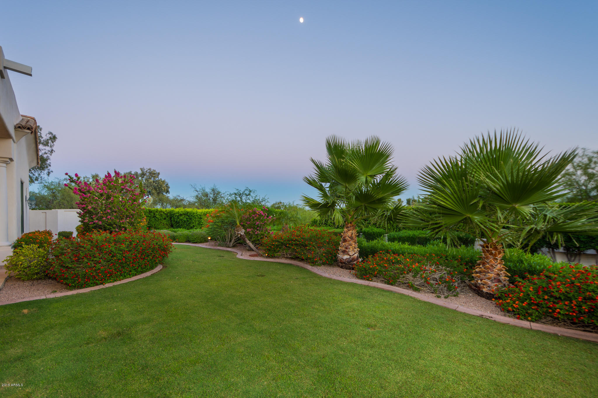 6744 North Invergordon Road Paradise Valley, AZ 85253 - Photo 41 of 59 Backyard Landscape