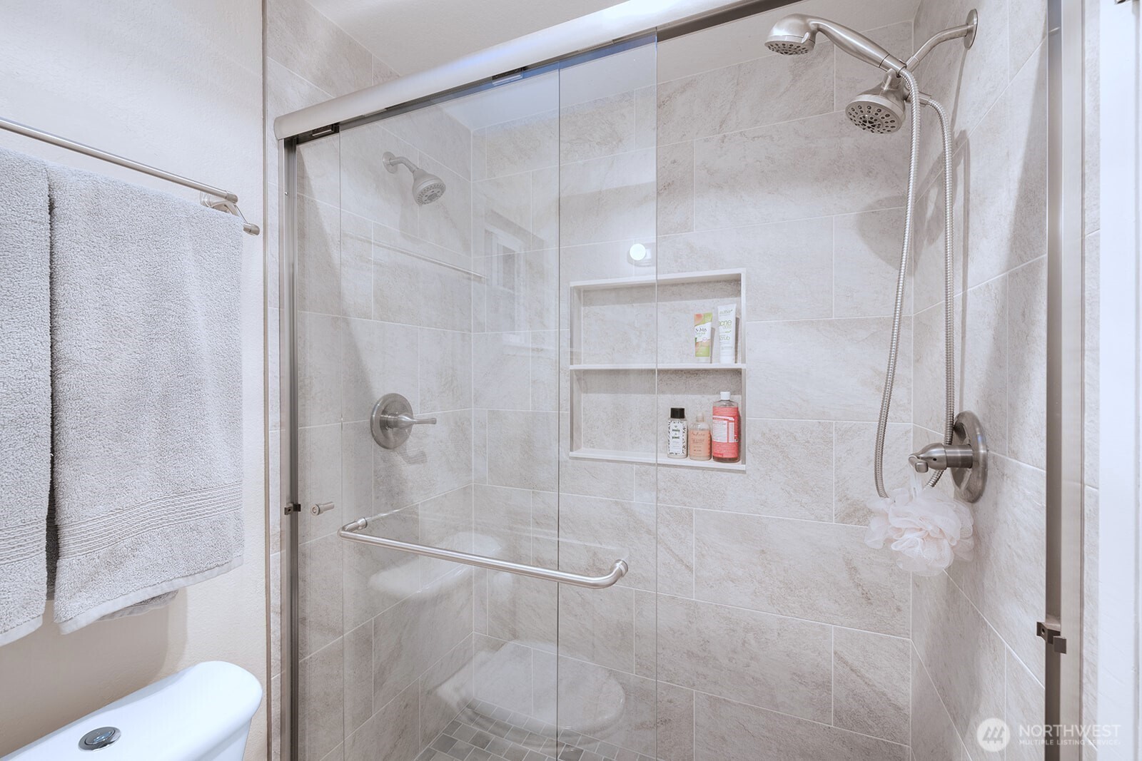 2113 186th Place Southeast Bothell, WA 98012 - Photo 16 of 25