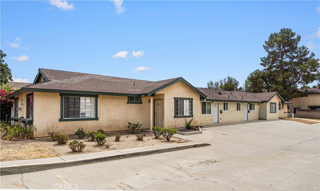 144-150 East Baseline Road San Dimas, CA 91773 - Photo 8 of 9 Gallery Image 8