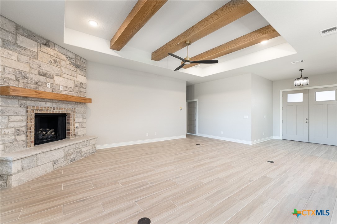 4249 Cold Springs Road Kempner, TX 76539 - Photo 9 of 48 Living Room