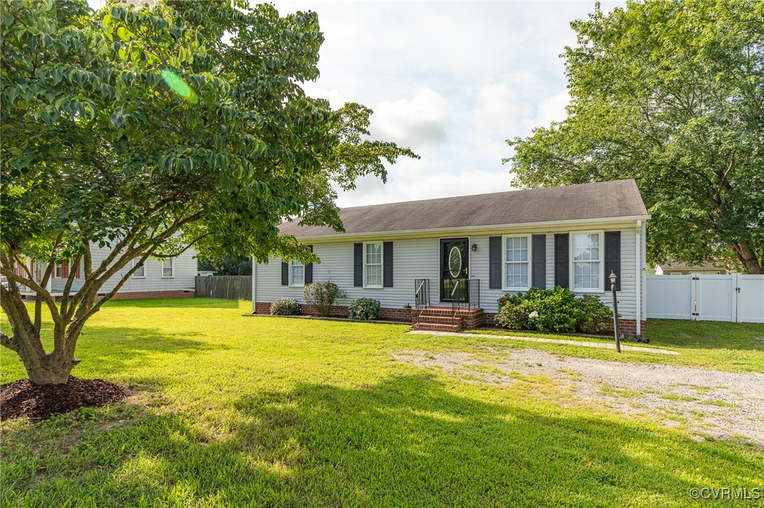 7336 Walnut Grove Road Mechanicsville, VA 23111 - Photo 3 of 32 Gallery Image 3