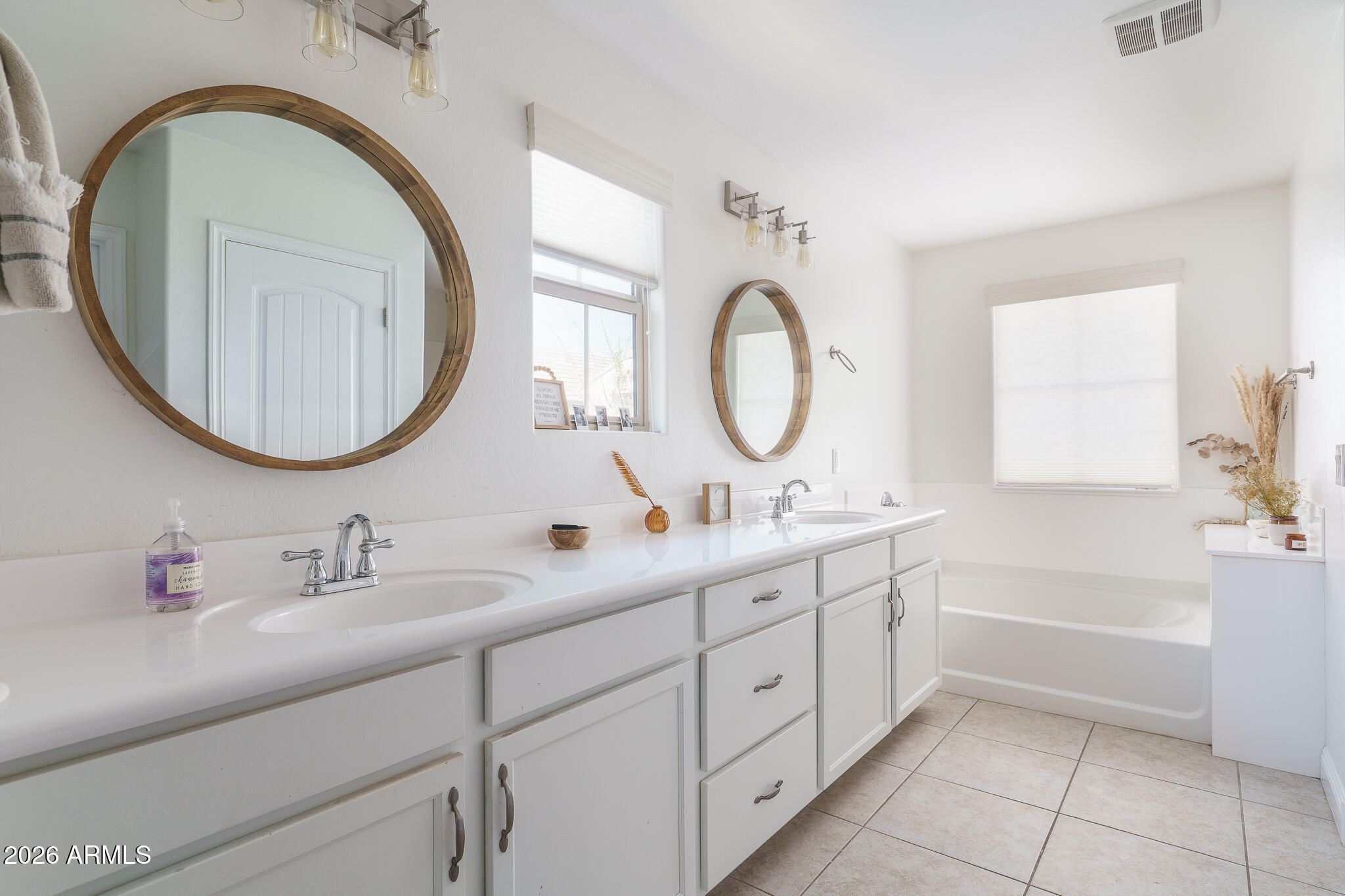 2667 North Riley Road Buckeye, AZ 85396 - Photo 15 of 39 15) PRIMARY BATH