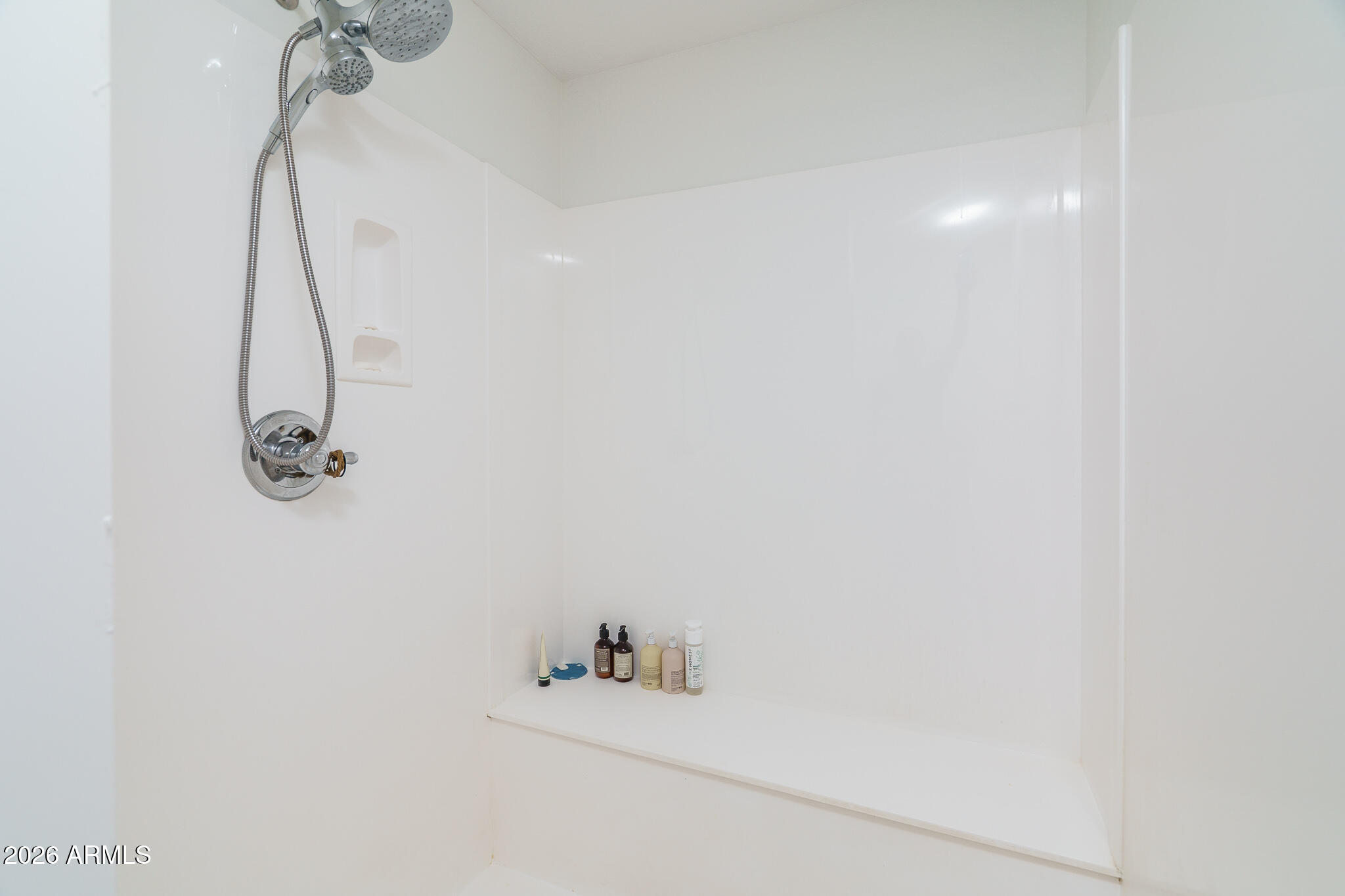 2667 North Riley Road Buckeye, AZ 85396 - Photo 18 of 39 18) PRIMARY BATH